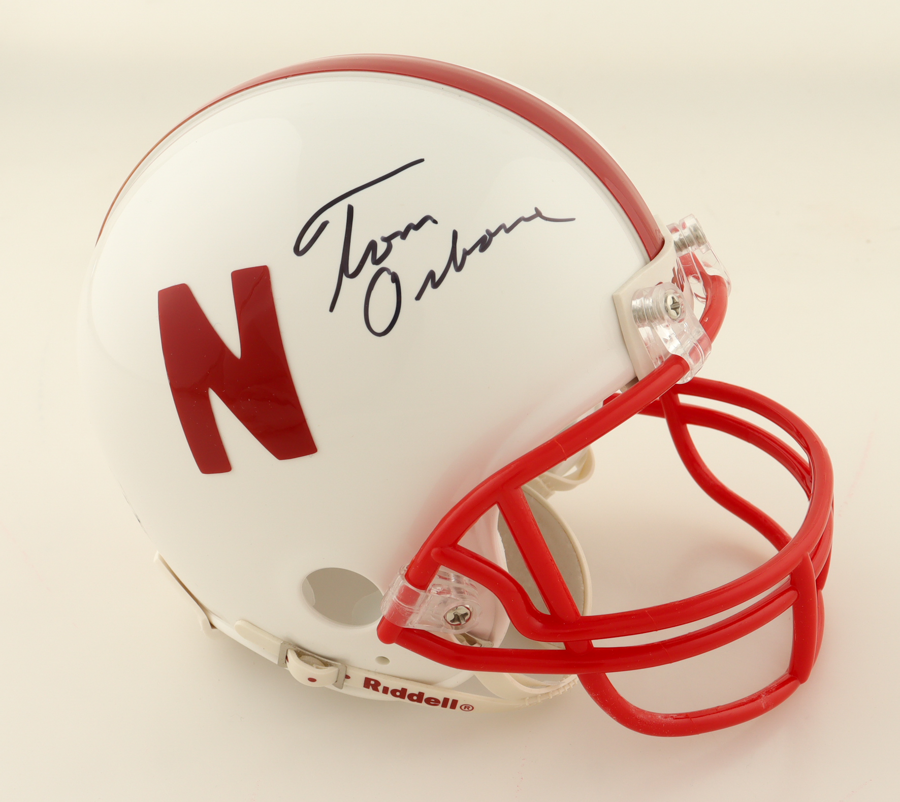 Tom Osborne Signed Nebraska Cornhuskers Mini Helmet (PSA) at PristineAuction.com Tom Osborne Signed Nebraska Cornhuskers Mini Helmet (PSA) at PristineAuction.com