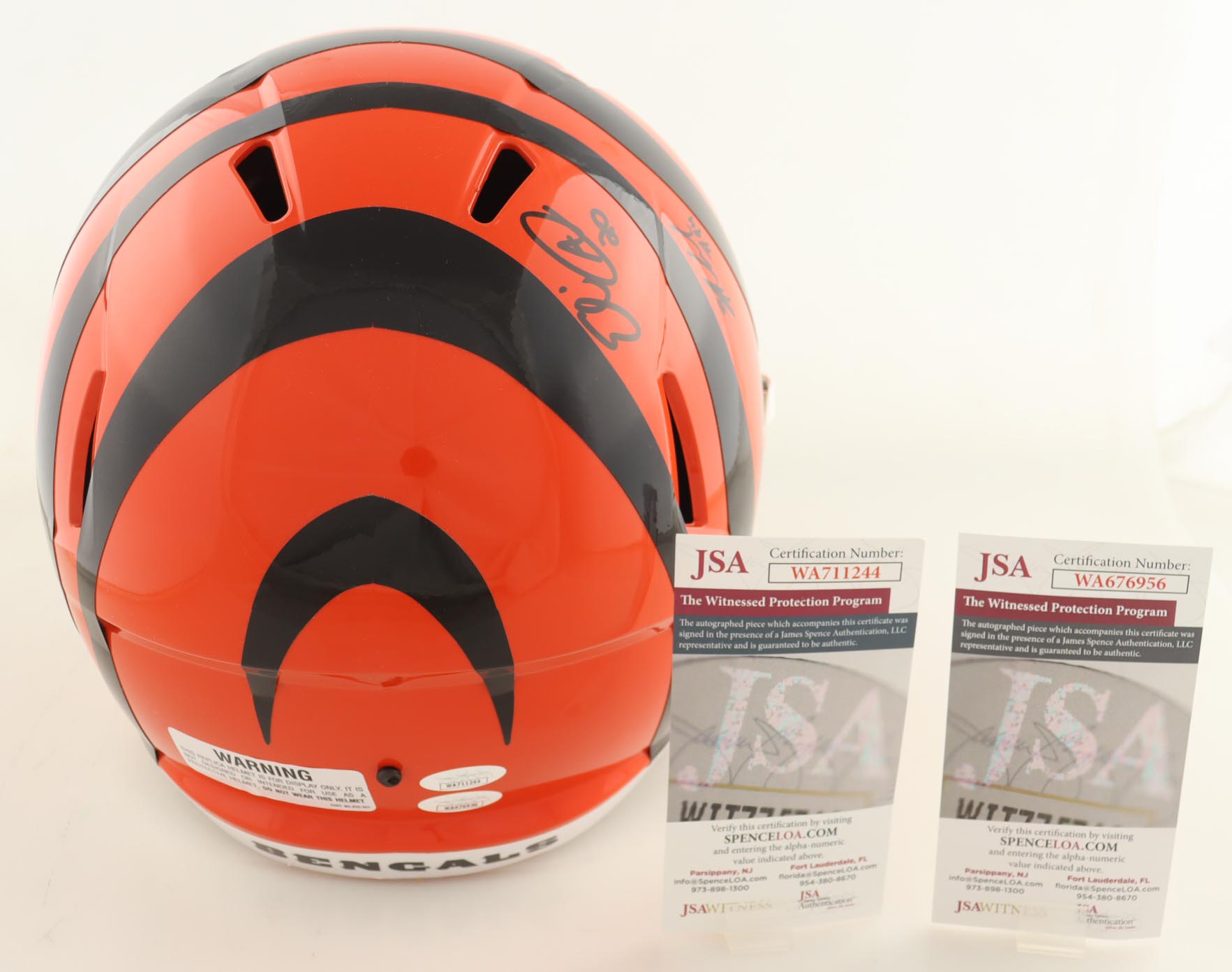 Bengals Full-Size Speed Helmet Signed By (6) with Sam Hubbard, DJ Reader, Vonn Bell, Eli Apple (JSA) at PristineAuction.com Bengals Full-Size Speed Helmet Signed By (6) with Sam Hubbard, DJ Reader, Vonn Bell, Eli Apple (JSA) at PristineAuction.com