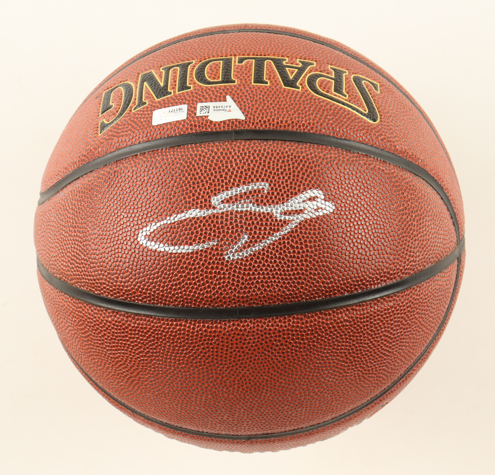 Gordon Hayward Signed NBA Basketball (NEP & Fanatics) at PristineAuction.com Gordon Hayward Signed NBA Basketball (NEP & Fanatics) at PristineAuction.com