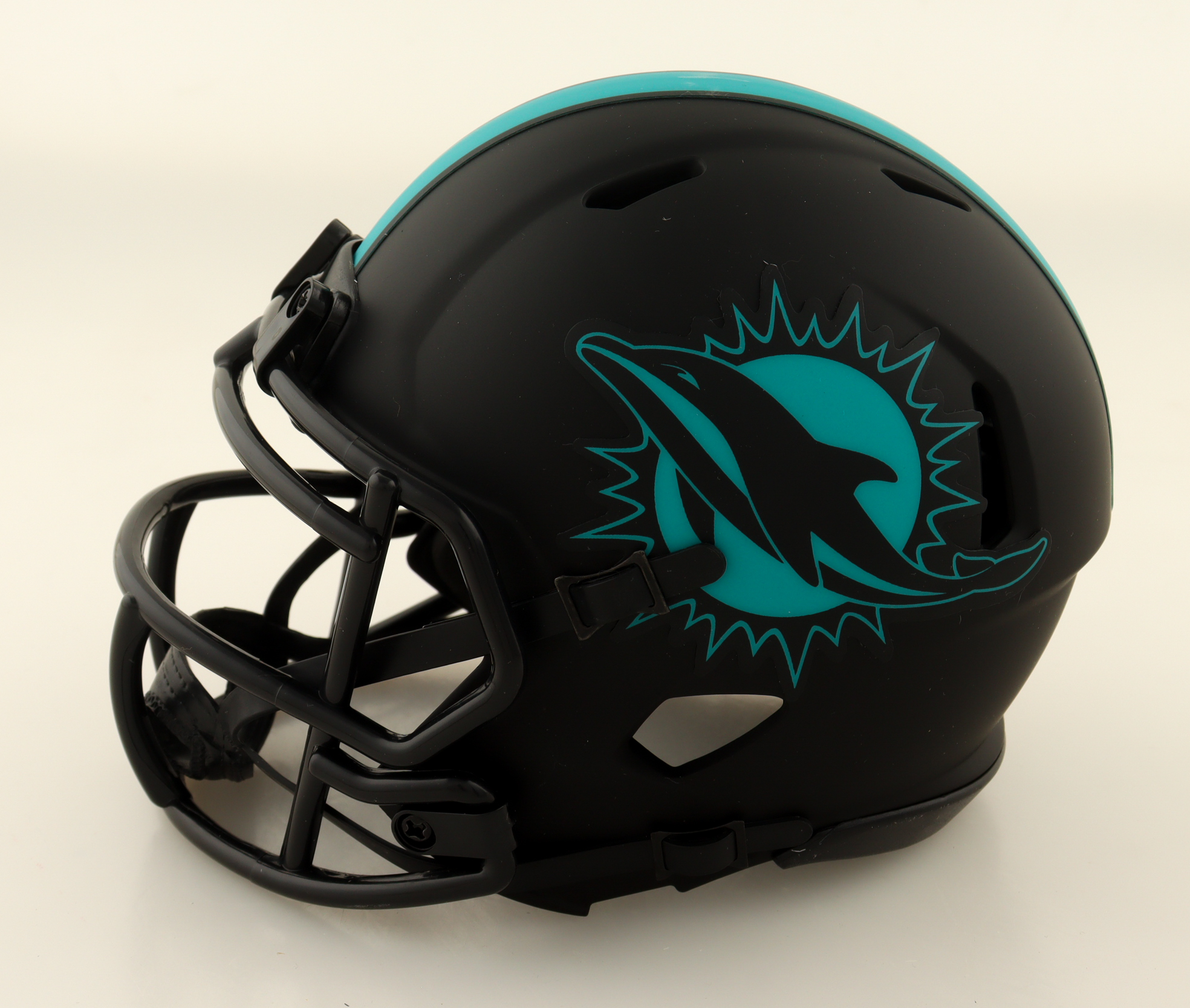 Myles Gaskin Signed Dolphins Eclipse Alternate Speed Mini Helmet (JSA) at PristineAuction.com Myles Gaskin Signed Dolphins Eclipse Alternate Speed Mini Helmet (JSA) at PristineAuction.com