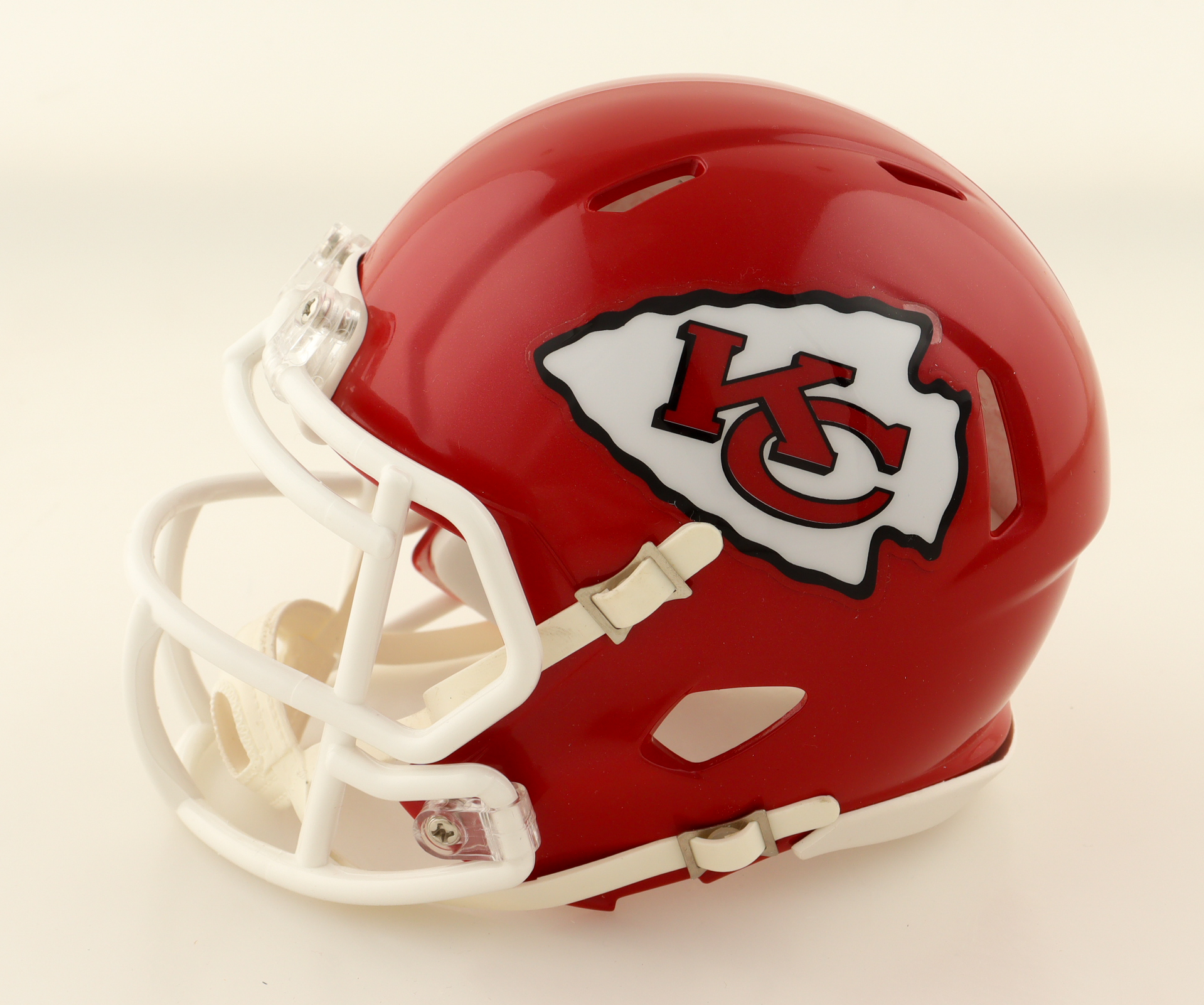 Christian Okoye Signed Chiefs Speed Mini Helmet (JSA) at PristineAuction.com Christian Okoye Signed Chiefs Speed Mini Helmet (JSA) at PristineAuction.com