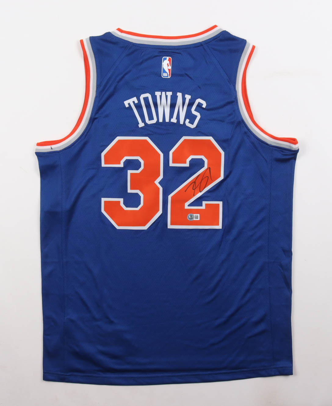 Karl-Anthony Towns Signed Knicks Nike Authentic Jersey (Beckett) at PristineAuction.com Karl-Anthony Towns Signed Knicks Nike Authentic Jersey (Beckett) at PristineAuction.com