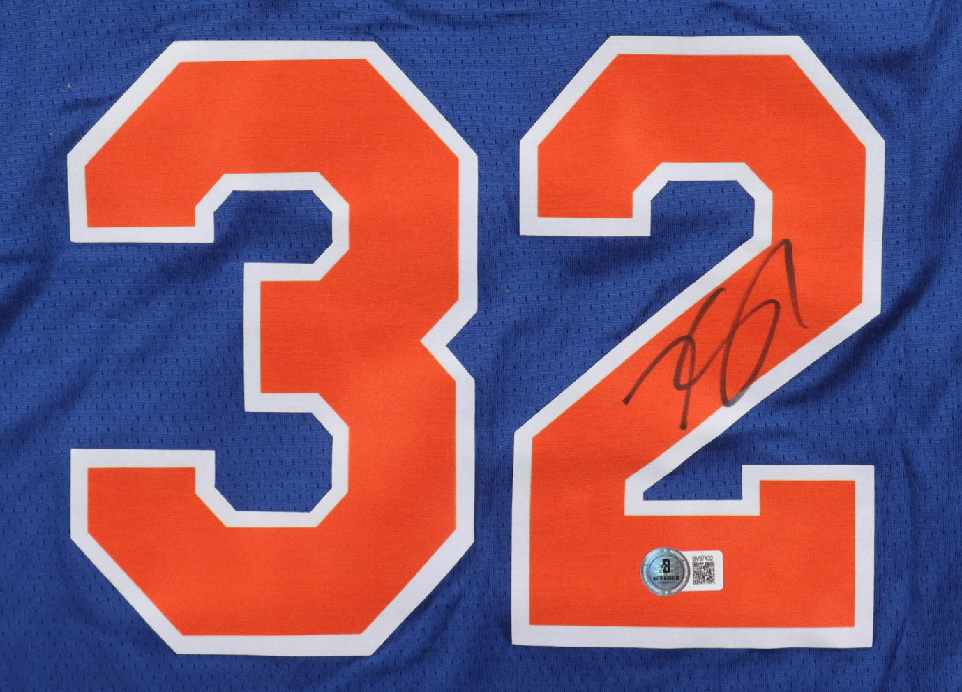 Karl-Anthony Towns Signed Knicks Nike Authentic Jersey (Beckett) at PristineAuction.com Karl-Anthony Towns Signed Knicks Nike Authentic Jersey (Beckett) at PristineAuction.com