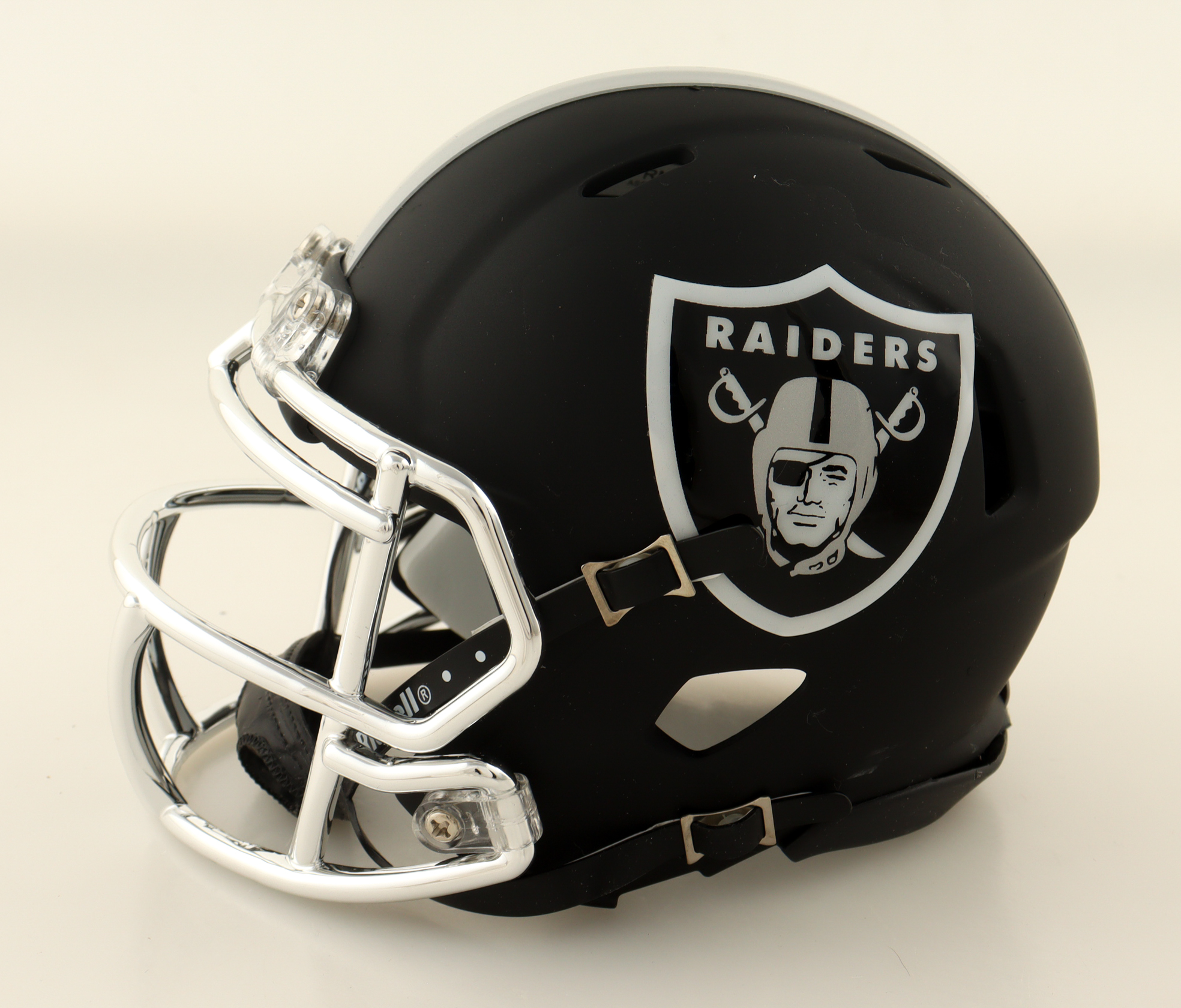 Trevon Moehrig Signed Raiders Eclipse Alternate Speed Mini Helmet (JSA) at PristineAuction.com Trevon Moehrig Signed Raiders Eclipse Alternate Speed Mini Helmet (JSA) at PristineAuction.com