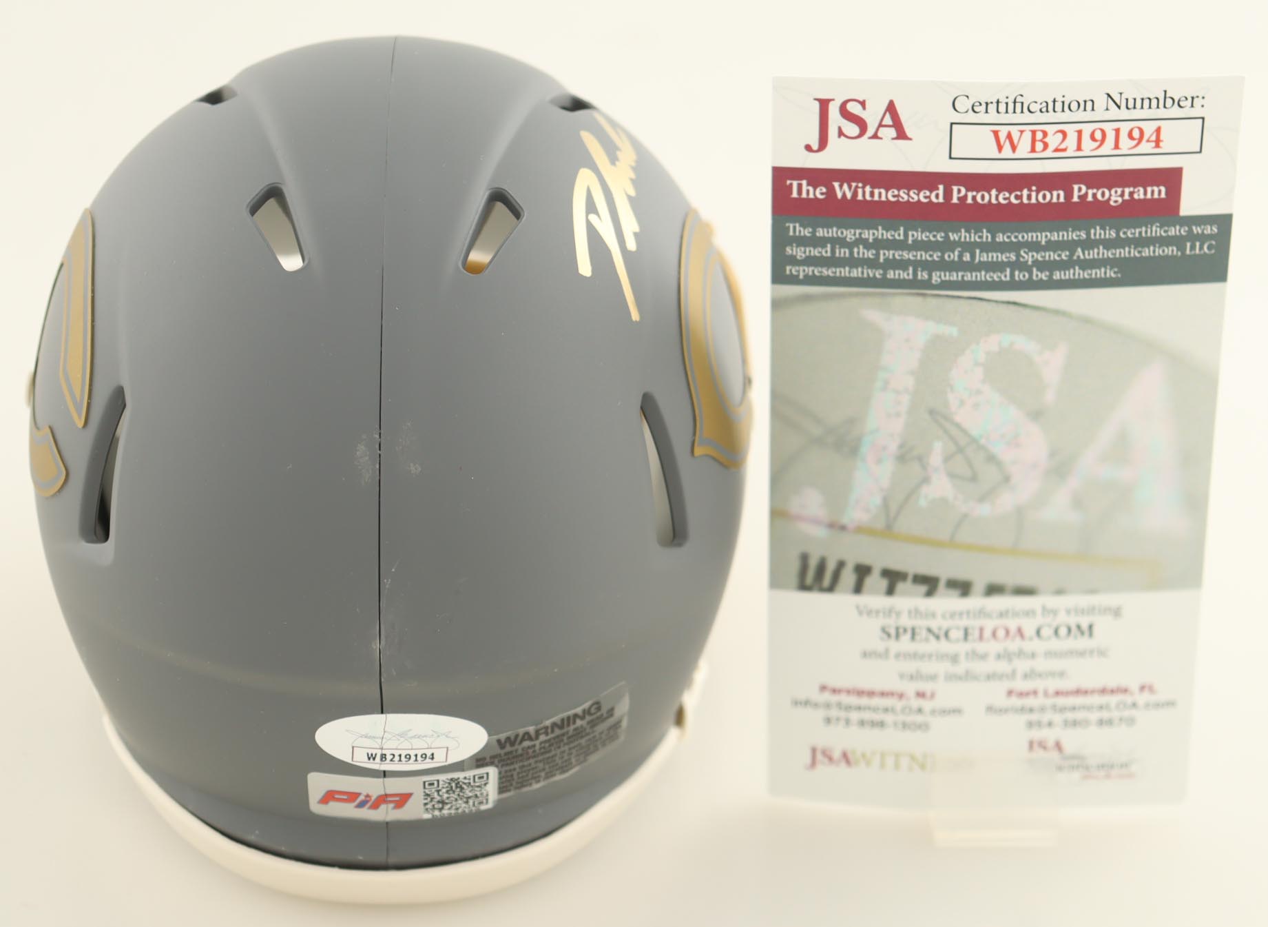 D'Andre Swift Signed Bears Slate Alternate Speed Mini Helmet (JSA & PIA) at PristineAuction.com D'Andre Swift Signed Bears Slate Alternate Speed Mini Helmet (JSA & PIA) at PristineAuction.com