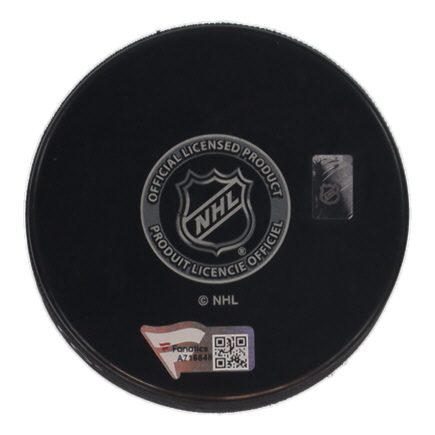 William Karlsson Signed Golden Knights Logo Hockey Puck (Fanatics) at PristineAuction.com William Karlsson Signed Golden Knights Logo Hockey Puck (Fanatics) at PristineAuction.com