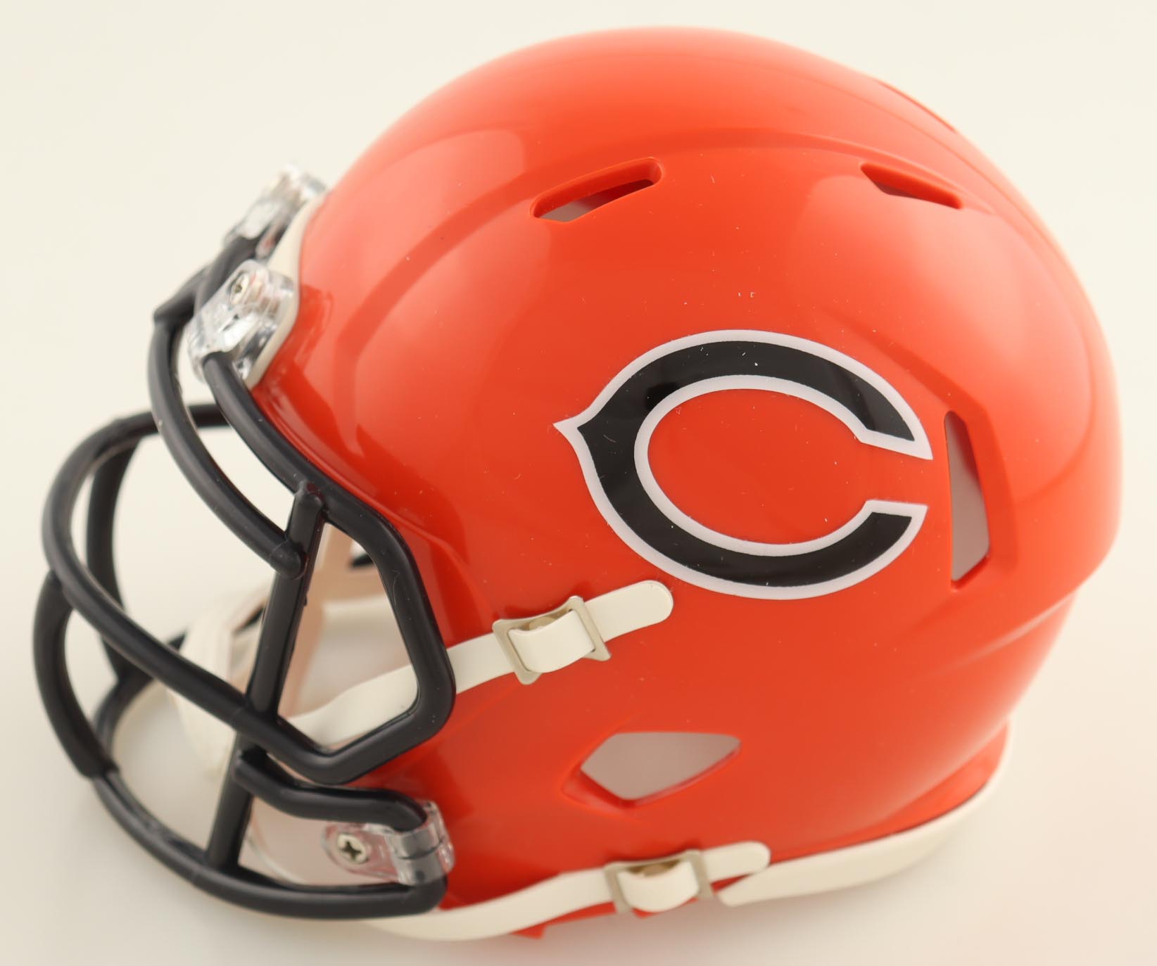 Roschon Johnson Signed Bears Speed Mini Helmet (Beckett) at PristineAuction.com Roschon Johnson Signed Bears Speed Mini Helmet (Beckett) at PristineAuction.com