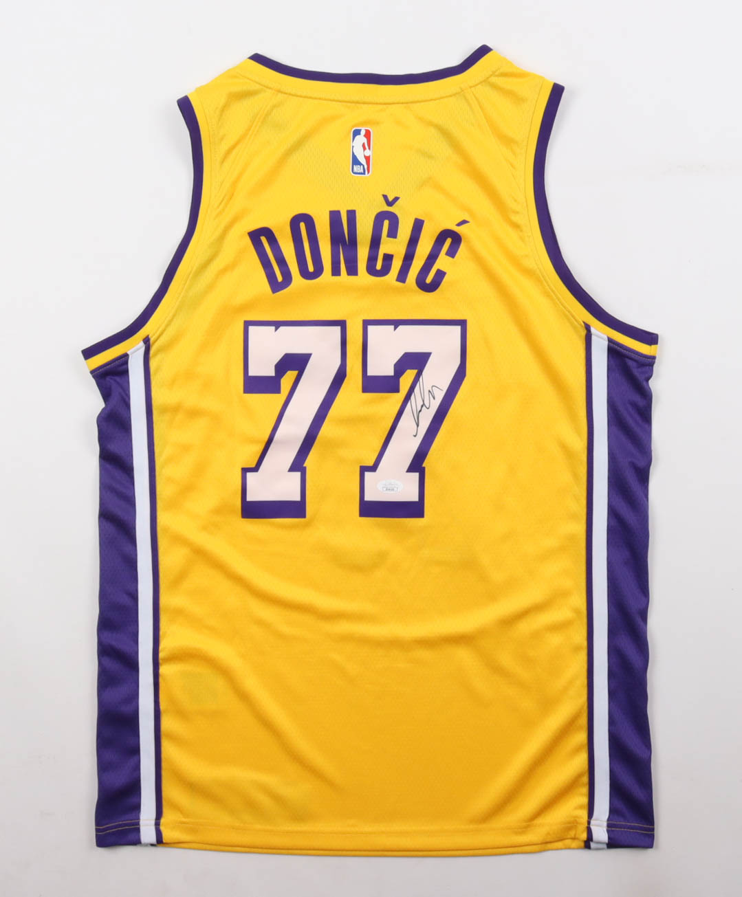 Luka Doncic Signed Lakers Nike Authentic Jersey (JSA) at PristineAuction.com Luka Doncic Signed Lakers Nike Authentic Jersey (JSA) at PristineAuction.com