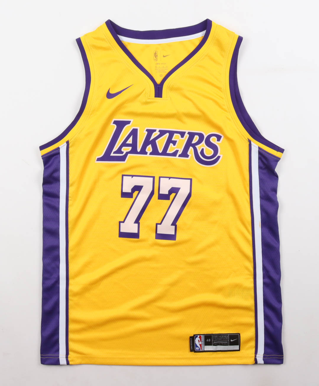 Luka Doncic Signed Lakers Nike Authentic Jersey (JSA) at PristineAuction.com Luka Doncic Signed Lakers Nike Authentic Jersey (JSA) at PristineAuction.com