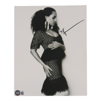 Kerry Washington Signed 8x10 Photo (Beckett) at PristineAuction.com