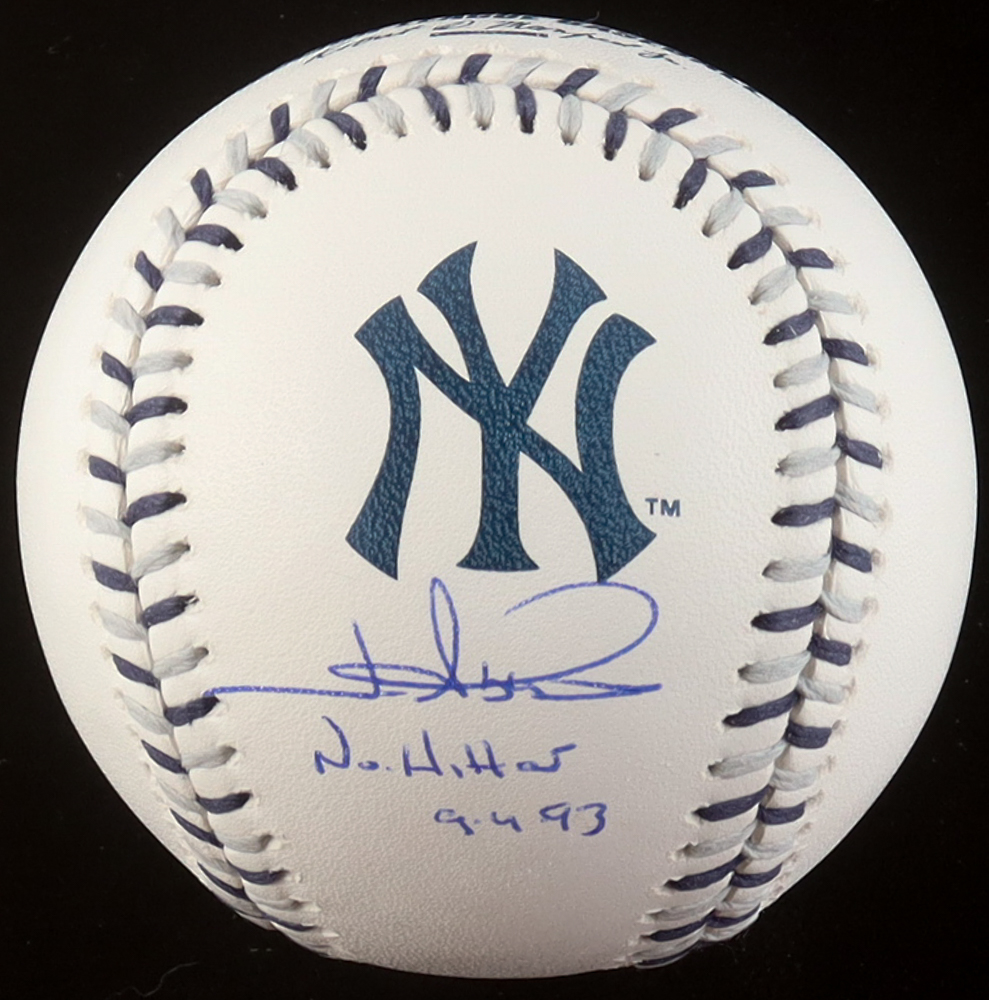 Jim Abbott Signed Yankees Logo OML Baseball Inscribed "No-Hitter 9-4-93" (Beckett) at PristineAuction.com Jim Abbott Signed Yankees Logo OML Baseball Inscribed "No-Hitter 9-4-93" (Beckett) at PristineAuction.com