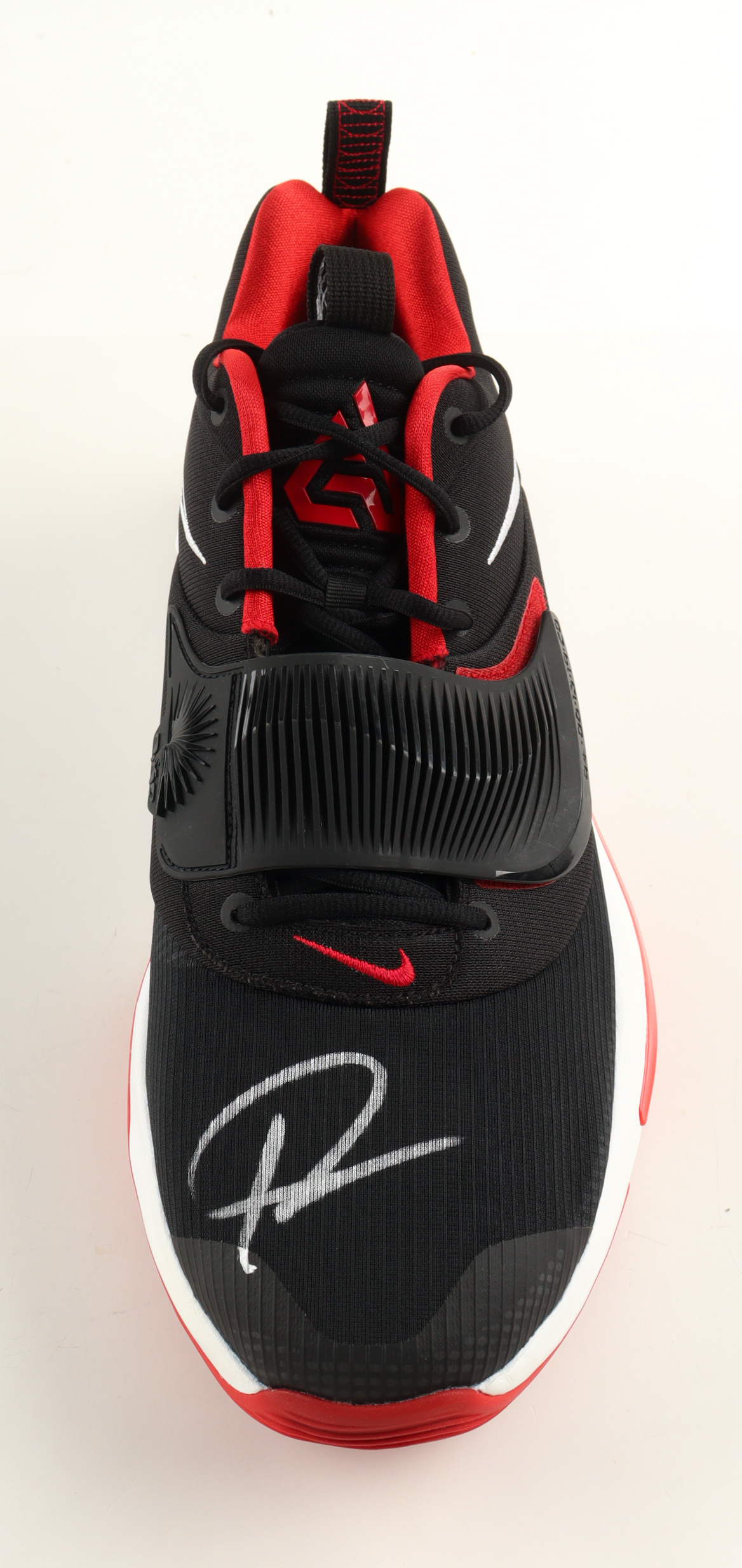 Giannis Antetokounmpo Signed Player Edition Basketball Shoe (Beckett) at PristineAuction.com Giannis Antetokounmpo Signed Player Edition Basketball Shoe (Beckett) at PristineAuction.com