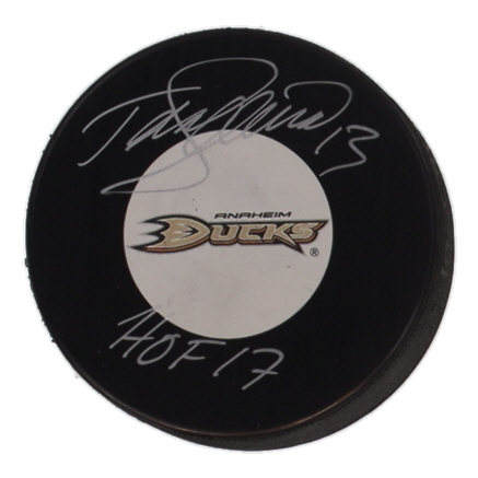 Teemu Selanne Signed Ducks Logo Hockey Puck Inscribed "HOF 17" (Cojo) at PristineAuction.com Teemu Selanne Signed Ducks Logo Hockey Puck Inscribed "HOF 17" (Cojo) at PristineAuction.com