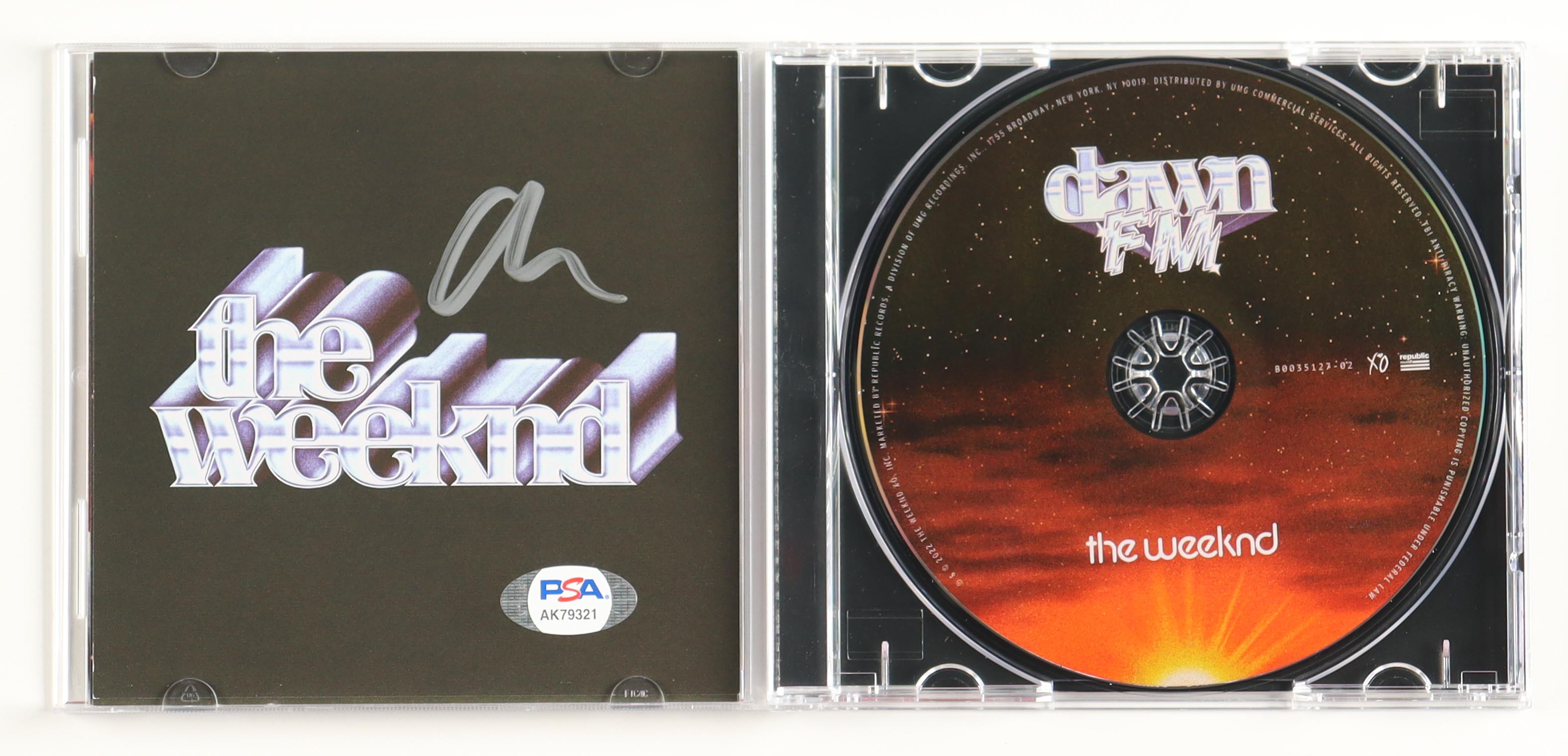 The Weeknd Signed "Dawn FM" CD Album Insert With Disc (PSA) at PristineAuction.com The Weeknd Signed "Dawn FM" CD Album Insert With Disc (PSA) at PristineAuction.com