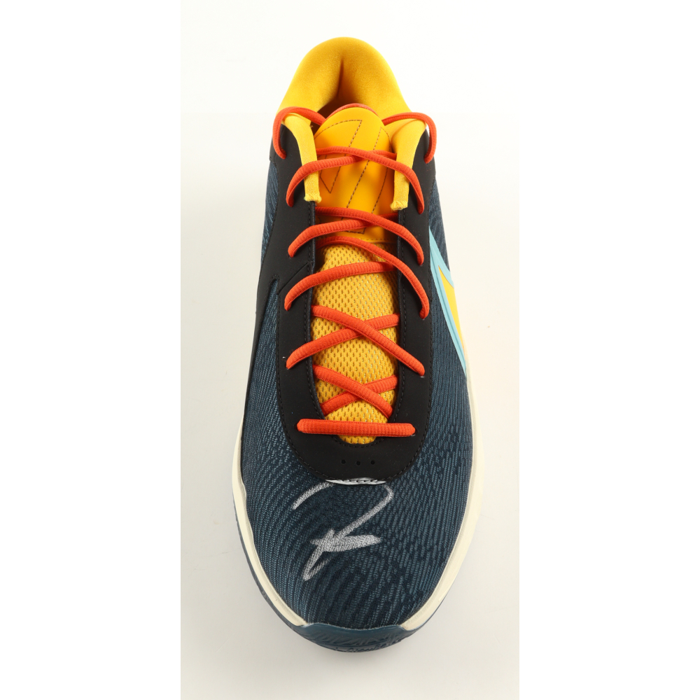 Giannis Antetokounmpo Signed Player Edition Basketball Shoe (Beckett) at PristineAuction.com