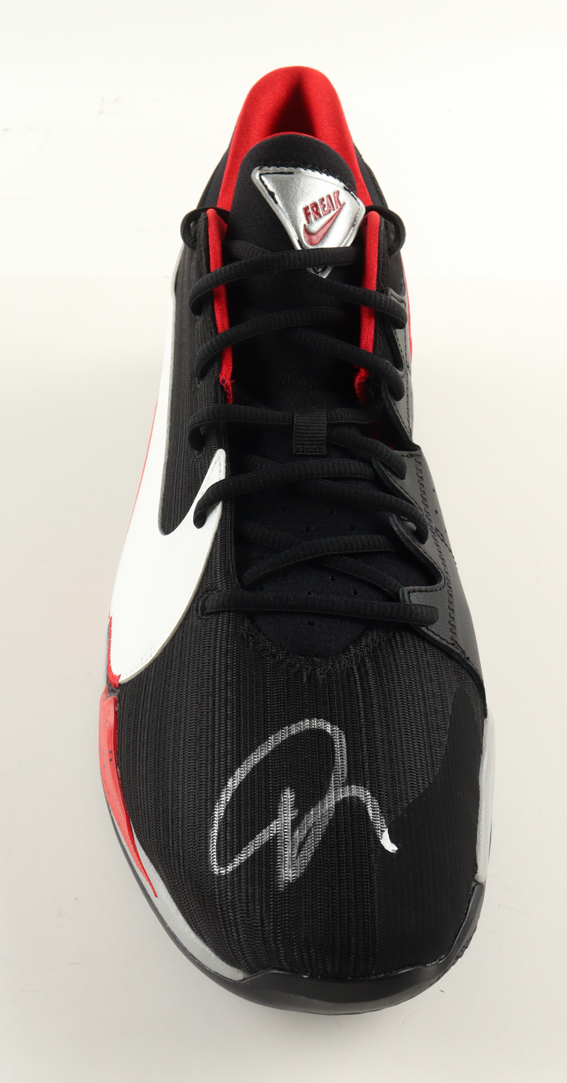 Giannis Antetokounmpo Signed Player Edition Basketball Shoe (Beckett) at PristineAuction.com Giannis Antetokounmpo Signed Player Edition Basketball Shoe (Beckett) at PristineAuction.com