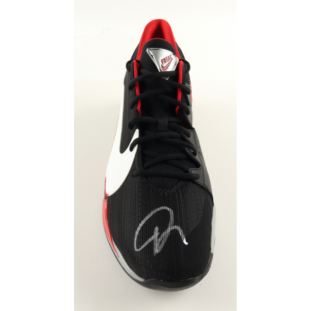Giannis Antetokounmpo Signed Player Edition Basketball Shoe (Beckett) at PristineAuction.com