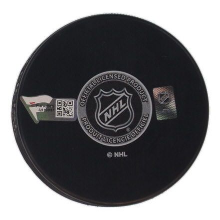 Artemi Panarin Signed Rangers Logo Hockey Puck (Fanatics) at PristineAuction.com Artemi Panarin Signed Rangers Logo Hockey Puck (Fanatics) at PristineAuction.com