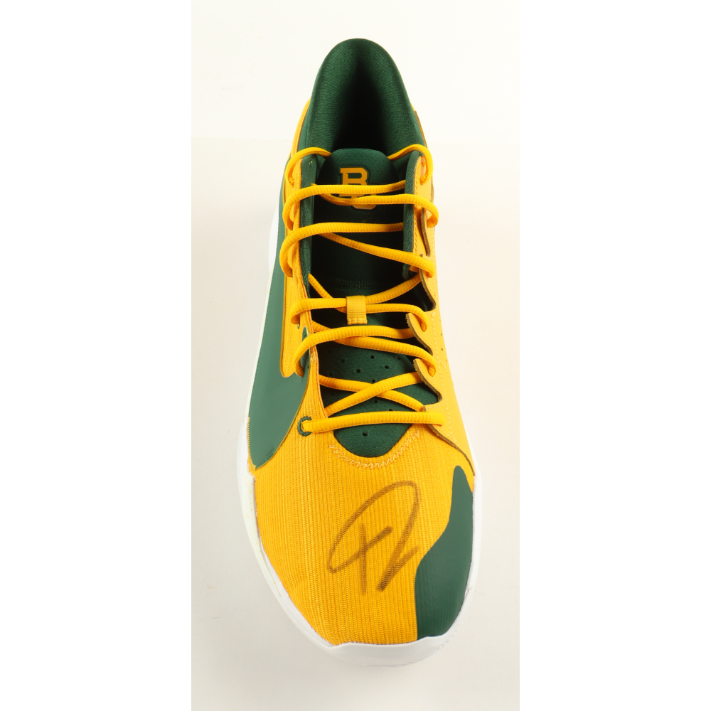 Giannis Antetokounmpo Signed Player Edition Basketball Shoe (Beckett) at PristineAuction.com