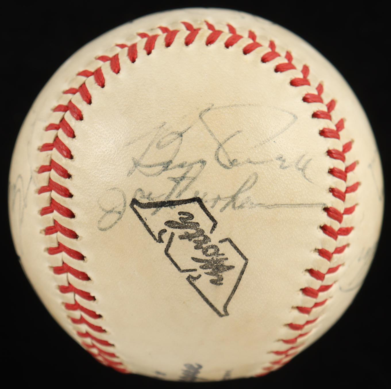 1970's MLB Stars Baseball Signed By (10) With Jim Kaat, Brooks Robinson, Jim Palmer, Boog Powell (Beckett) at PristineAuction.com 1970's MLB Stars Baseball Signed By (10) With Jim Kaat, Brooks Robinson, Jim Palmer, Boog Powell (Beckett) at PristineAuction.com