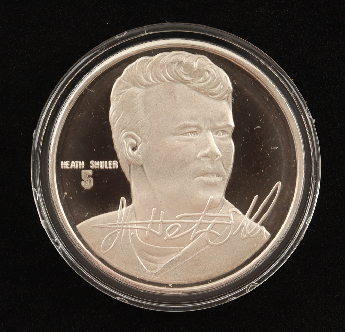 Heath Shuler LE The Highland Mint 1 Troy Oz .999 Fine Silver Commemorative Bullion Round at PristineAuction.com Heath Shuler LE The Highland Mint 1 Troy Oz .999 Fine Silver Commemorative Bullion Round at PristineAuction.com