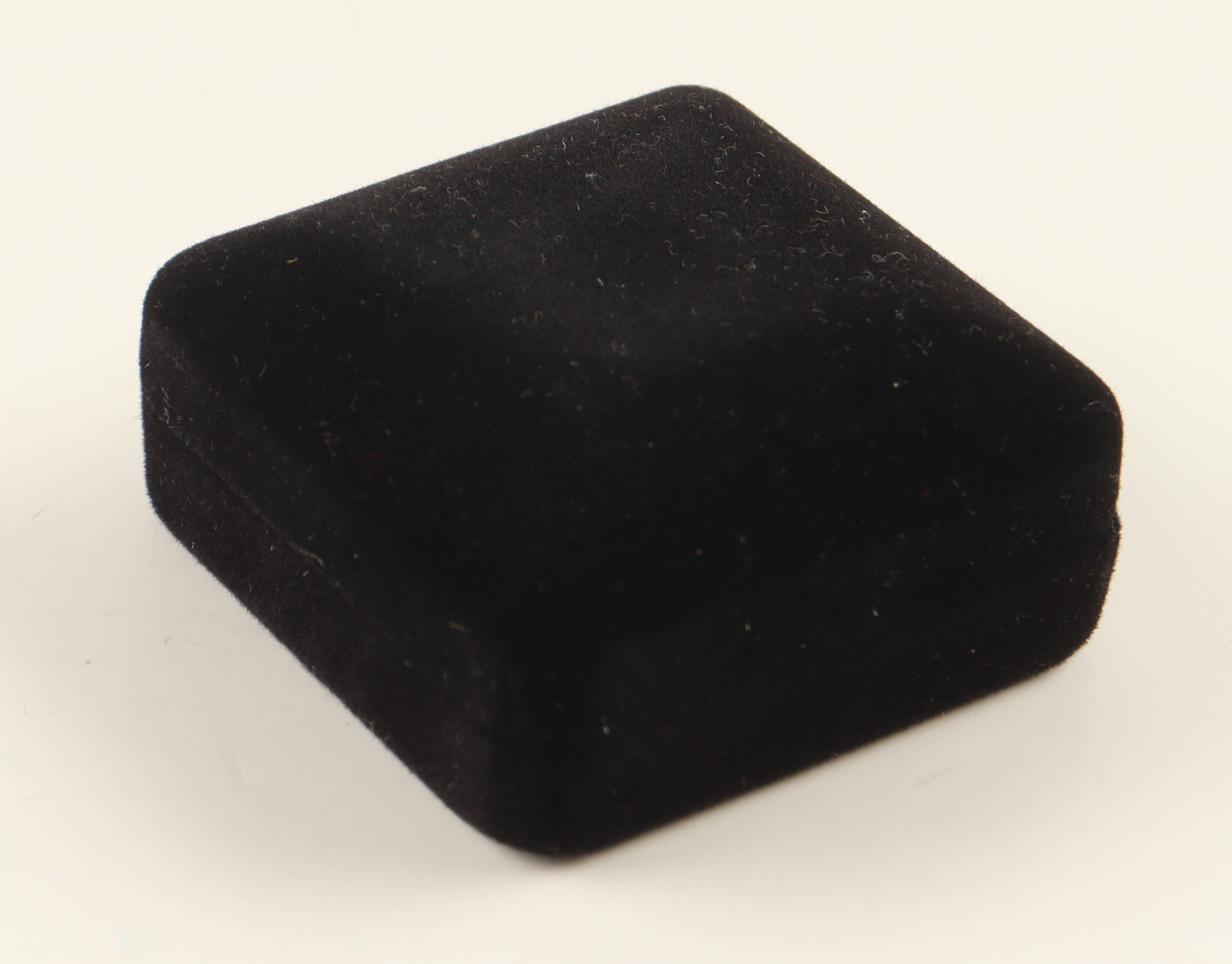 Rick Mirer LE The Highland Mint 1 Troy Oz .999 Fine Silver Commemorative Bullion Round at PristineAuction.com Rick Mirer LE The Highland Mint 1 Troy Oz .999 Fine Silver Commemorative Bullion Round at PristineAuction.com