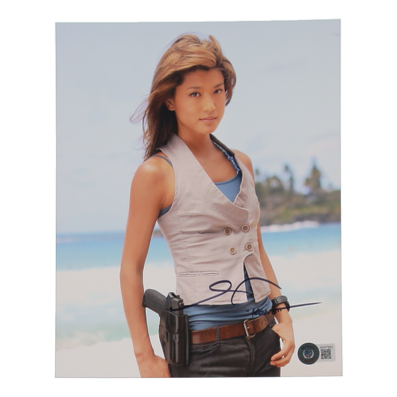 Grace Park Signed "Hawaii Five-0" 8x10 Photo Inscribed "Kono" (Beckett) at PristineAuction.com Grace Park Signed "Hawaii Five-0" 8x10 Photo Inscribed "Kono" (Beckett) at PristineAuction.com