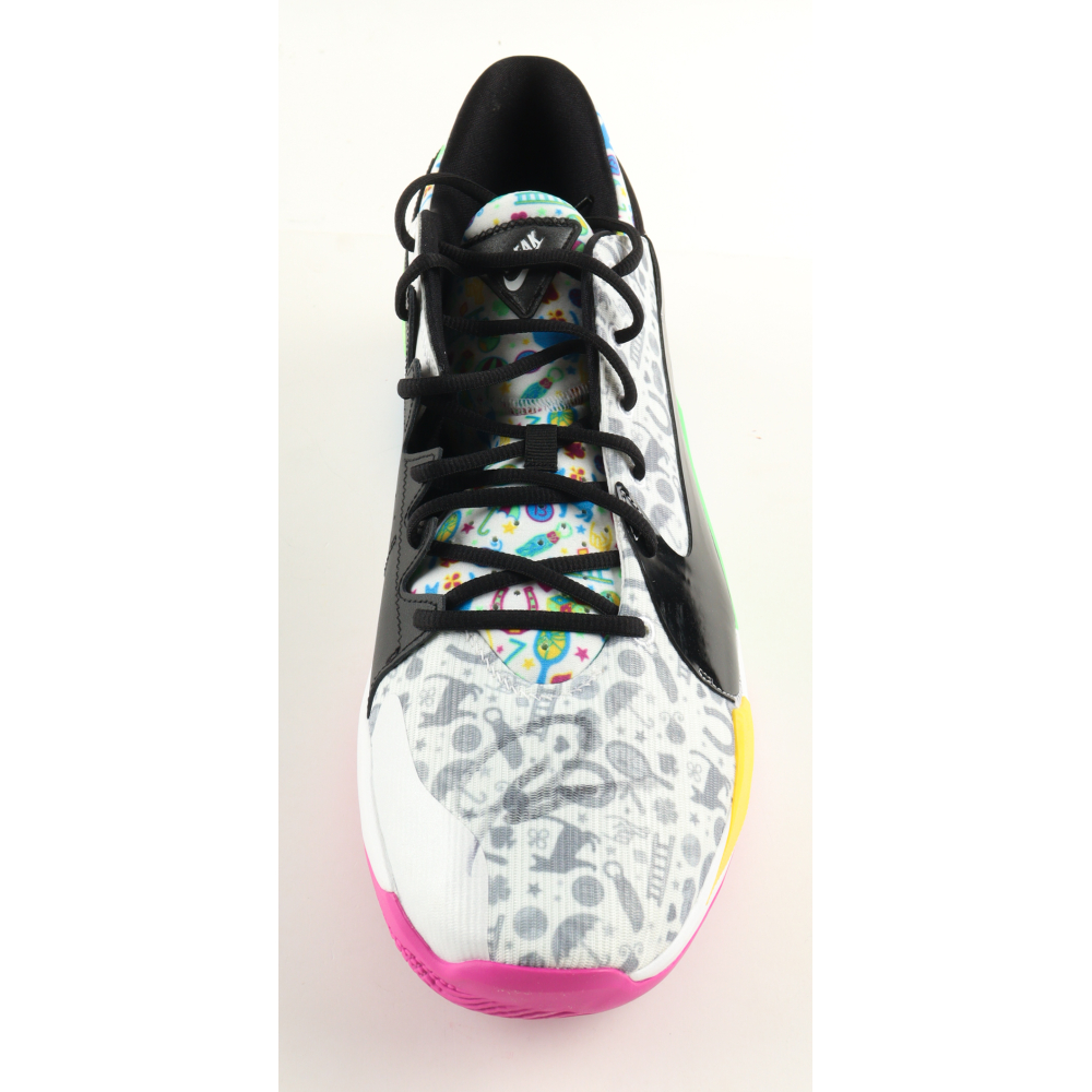 Giannis Antetokounmpo Signed Player Edition Basketball Shoe (Beckett) at PristineAuction.com