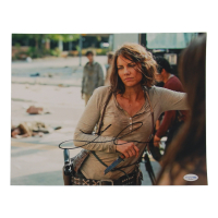Lauren Cohan Signed "The Walking Dead" 11x14 Photo (ACOA) at PristineAuction.com