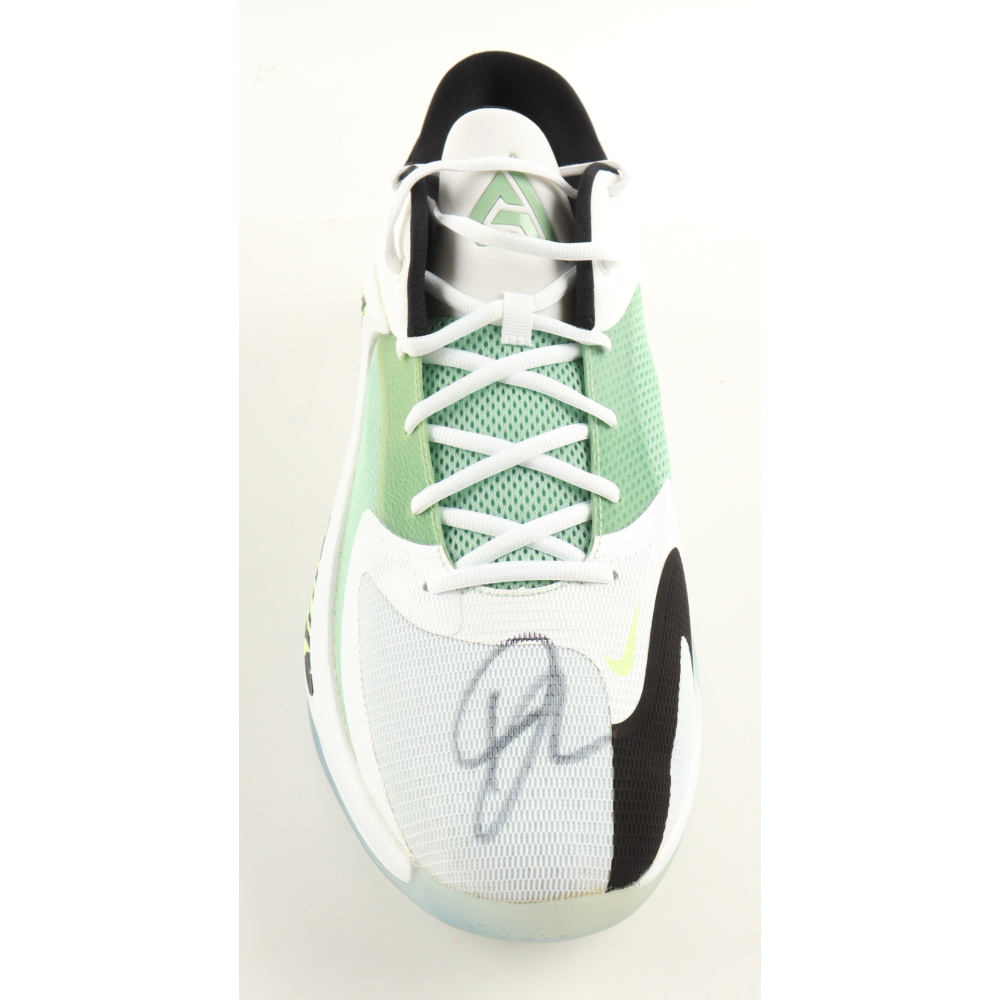 Giannis Antetokounmpo Signed Player Edition Basketball Shoe (Beckett) at PristineAuction.com