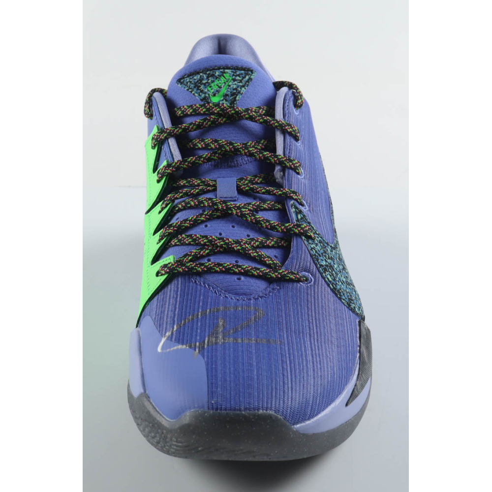 Giannis Antetokounmpo Signed Player Edition Basketball Shoe (Beckett) at PristineAuction.com