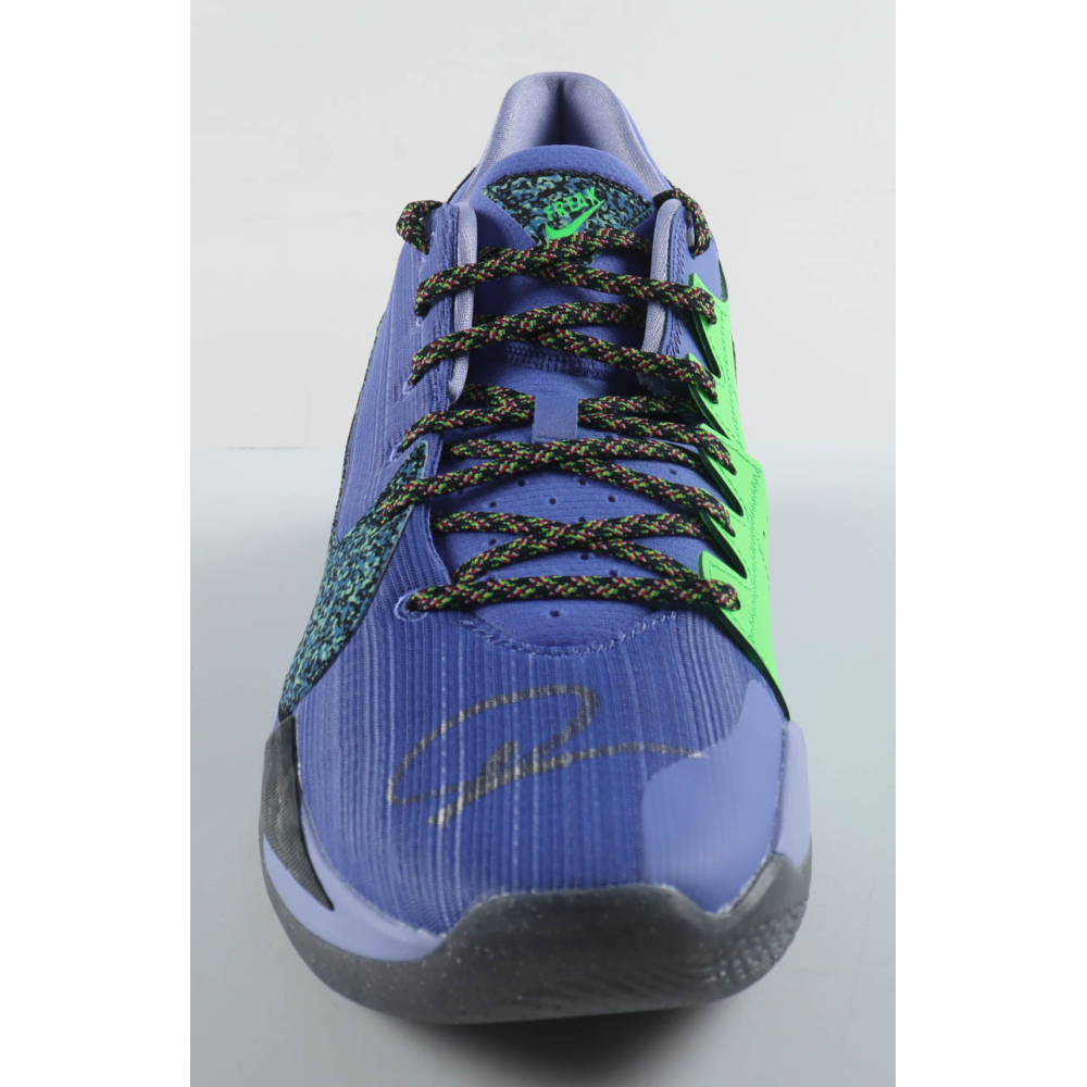 Giannis Antetokounmpo Signed Player Edition Basketball Shoe (Beckett) at PristineAuction.com