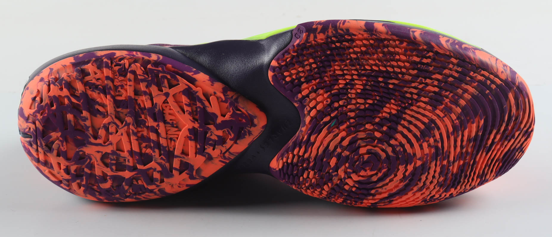 Giannis Antetokounmpo Signed Player Edition Basketball Shoe (Beckett) at PristineAuction.com Giannis Antetokounmpo Signed Player Edition Basketball Shoe (Beckett) at PristineAuction.com