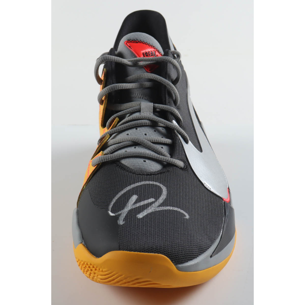 Giannis Antetokounmpo Signed Player Edition Basketball Shoe (Beckett) at PristineAuction.com