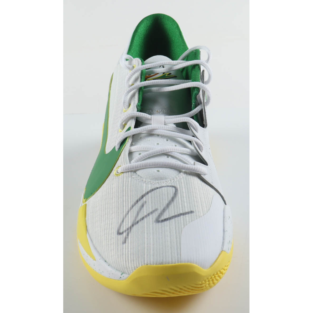 Giannis Antetokounmpo Signed Player Edition Basketball Shoe (Beckett) at PristineAuction.com
