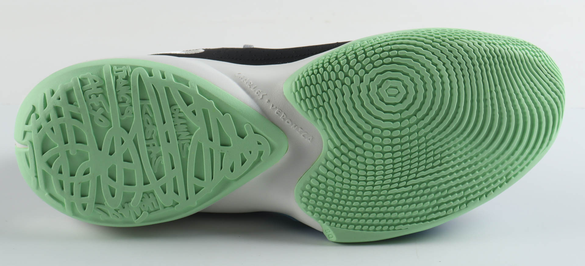 Giannis Antetokounmpo Signed Player Edition Basketball Shoe (Beckett) at PristineAuction.com Giannis Antetokounmpo Signed Player Edition Basketball Shoe (Beckett) at PristineAuction.com