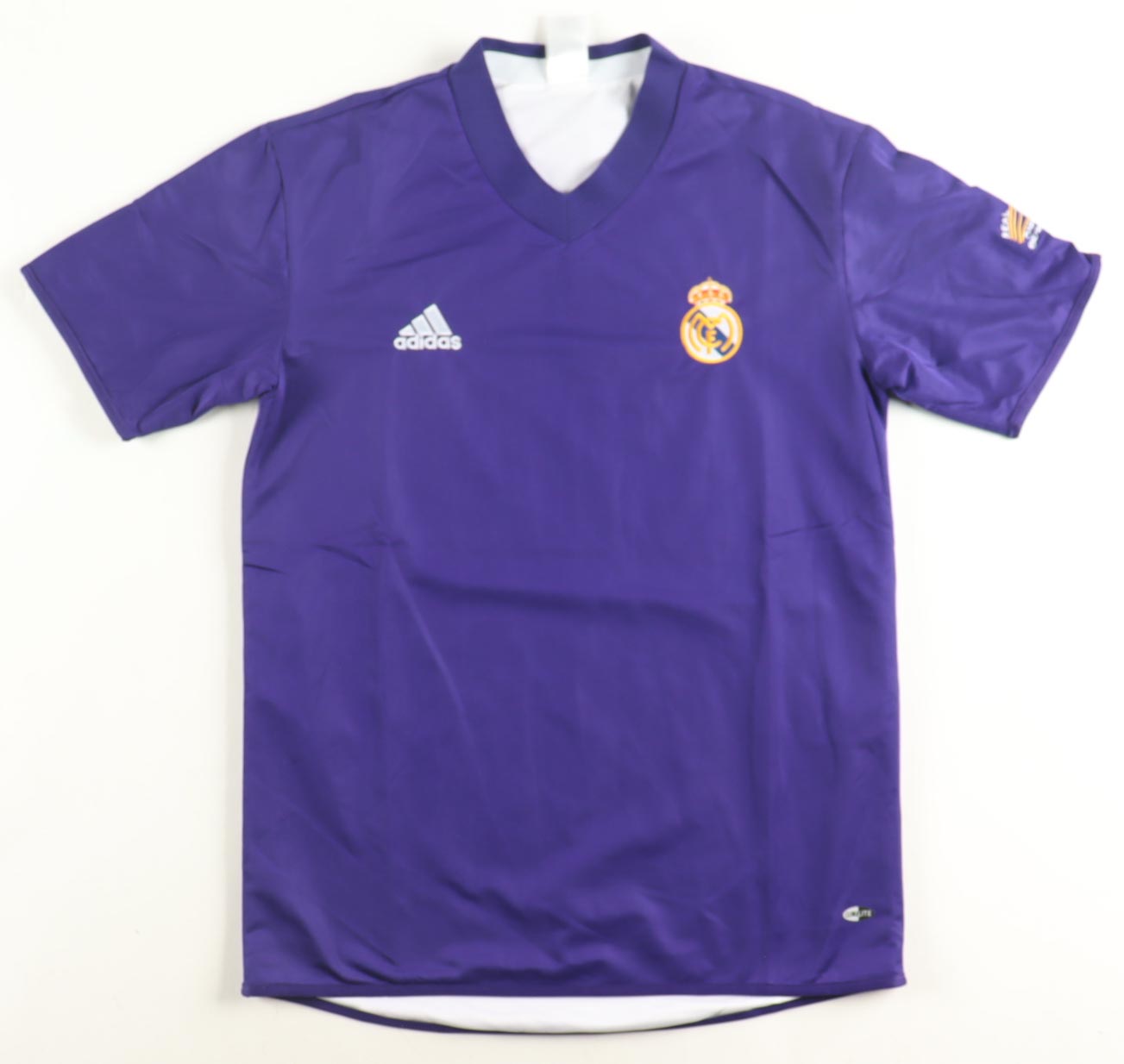 Claude Makelele Signed Real Madrid F.C. Adidas Authentic Jersey (Beckett) at PristineAuction.com Claude Makelele Signed Real Madrid F.C. Adidas Authentic Jersey (Beckett) at PristineAuction.com