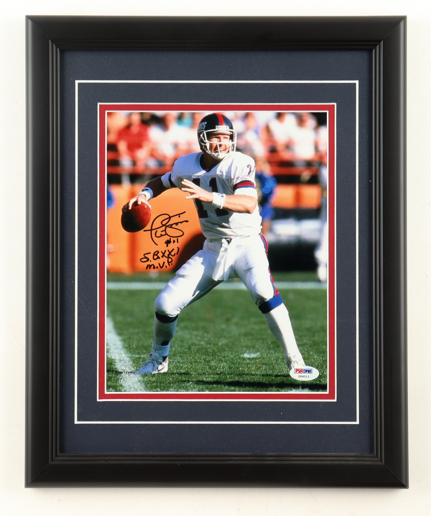 Phil Simms Signed Giants Custom Framed Photo Display Inscribed "S.B. XXI M.V.P." (PSA) at PristineAuction.com Phil Simms Signed Giants Custom Framed Photo Display Inscribed "S.B. XXI M.V.P." (PSA) at PristineAuction.com