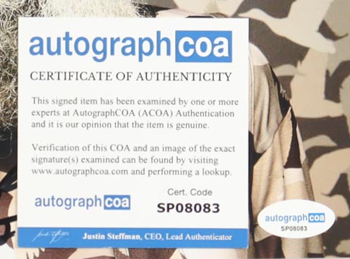 Si Robertson Signed "Duck Dynasty" 8x10 Photo (ACOA) at PristineAuction.com Si Robertson Signed "Duck Dynasty" 8x10 Photo (ACOA) at PristineAuction.com