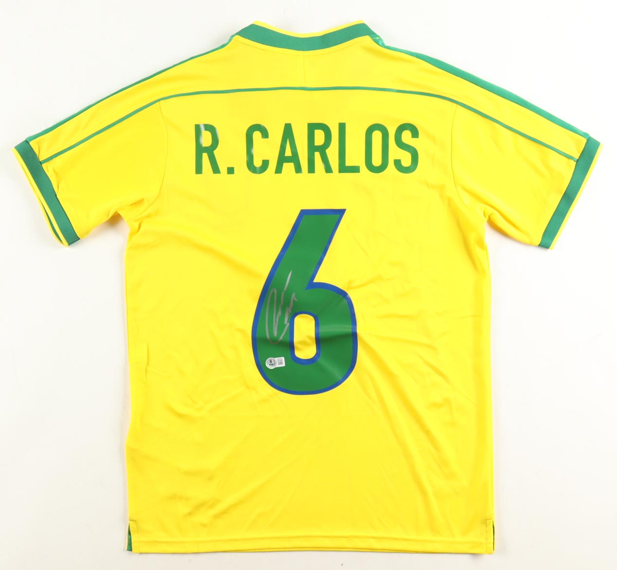 Roberto Carlos Signed Brazil Nike Authentic Jersey (Beckett) at PristineAuction.com Roberto Carlos Signed Brazil Nike Authentic Jersey (Beckett) at PristineAuction.com