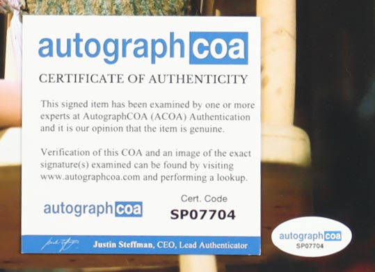 Lily Tomlin Signed 8x10 Photo (ACOA) at PristineAuction.com Lily Tomlin Signed 8x10 Photo (ACOA) at PristineAuction.com