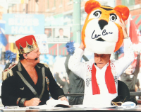 Lee Corso Signed 8x10 Photo (ACOA) at PristineAuction.com