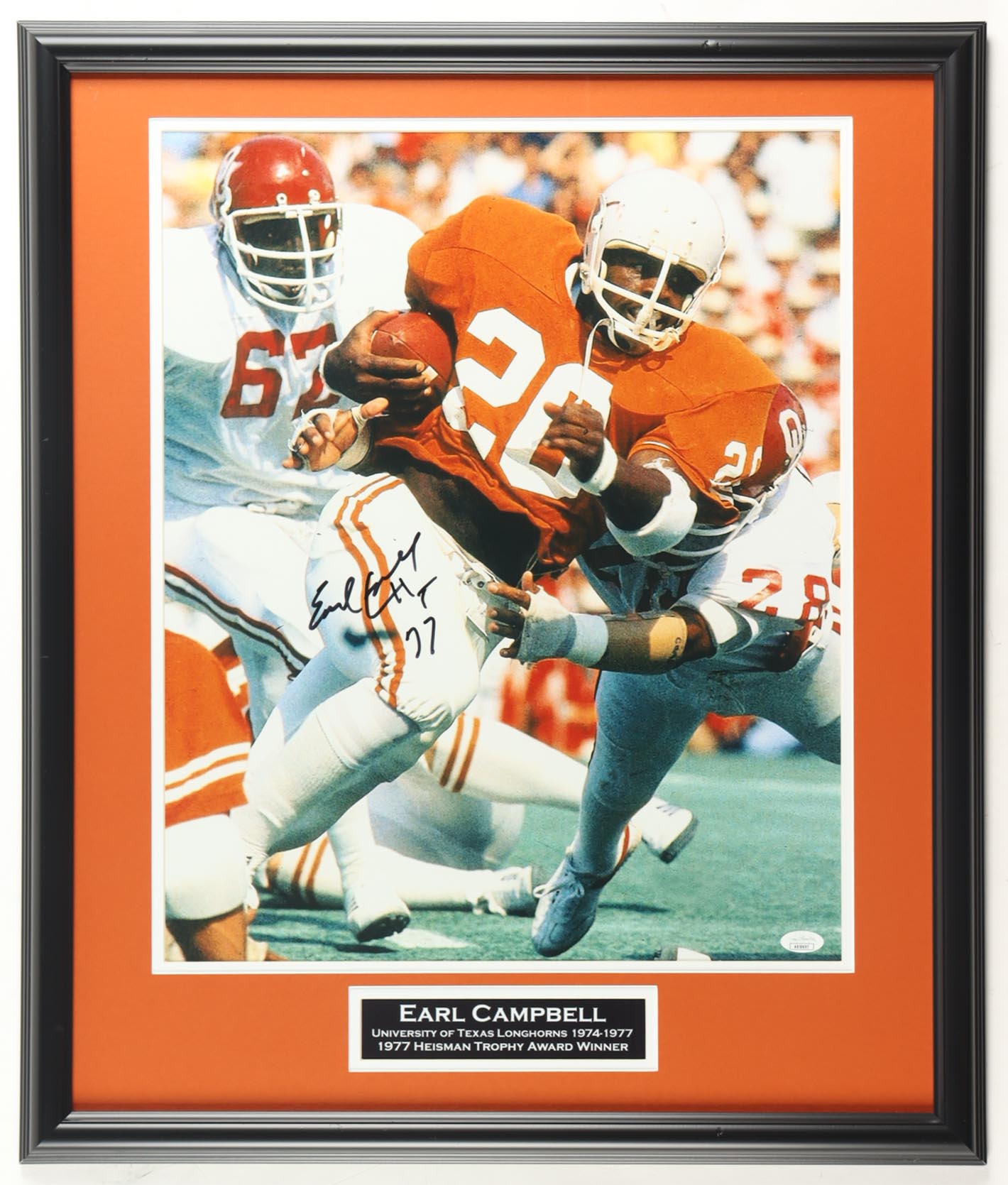 Earl Campbell Signed Texas Longhorns Custom Framed Photo (JSA) at PristineAuction.com Earl Campbell Signed Texas Longhorns Custom Framed Photo (JSA) at PristineAuction.com