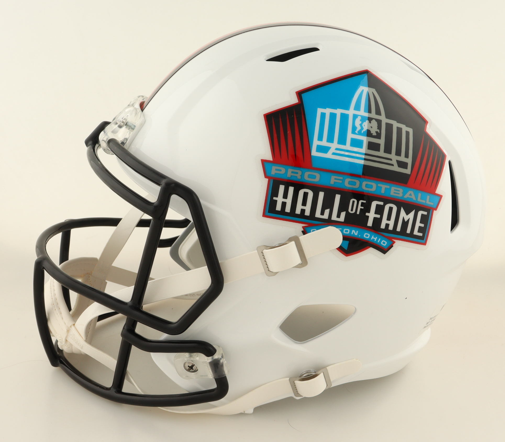 Lawrence Taylor Signed Hall Of Fame Logo Full-Size Helmet (Beckett) at PristineAuction.com Lawrence Taylor Signed Hall Of Fame Logo Full-Size Helmet (Beckett) at PristineAuction.com