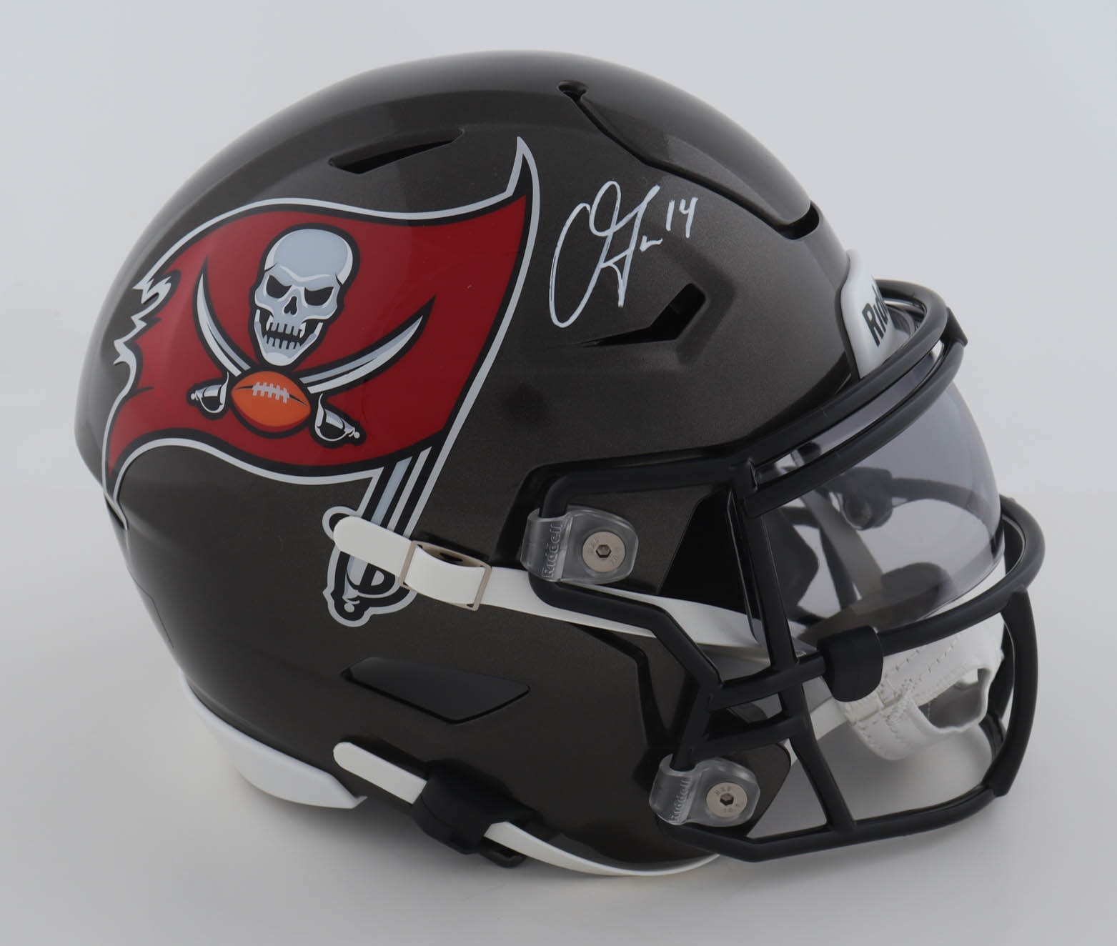 Chris Godwin Signed Buccaneers Mid-Size Speed Helmet with Visor (JSA) at PristineAuction.com Chris Godwin Signed Buccaneers Mid-Size Speed Helmet with Visor (JSA) at PristineAuction.com