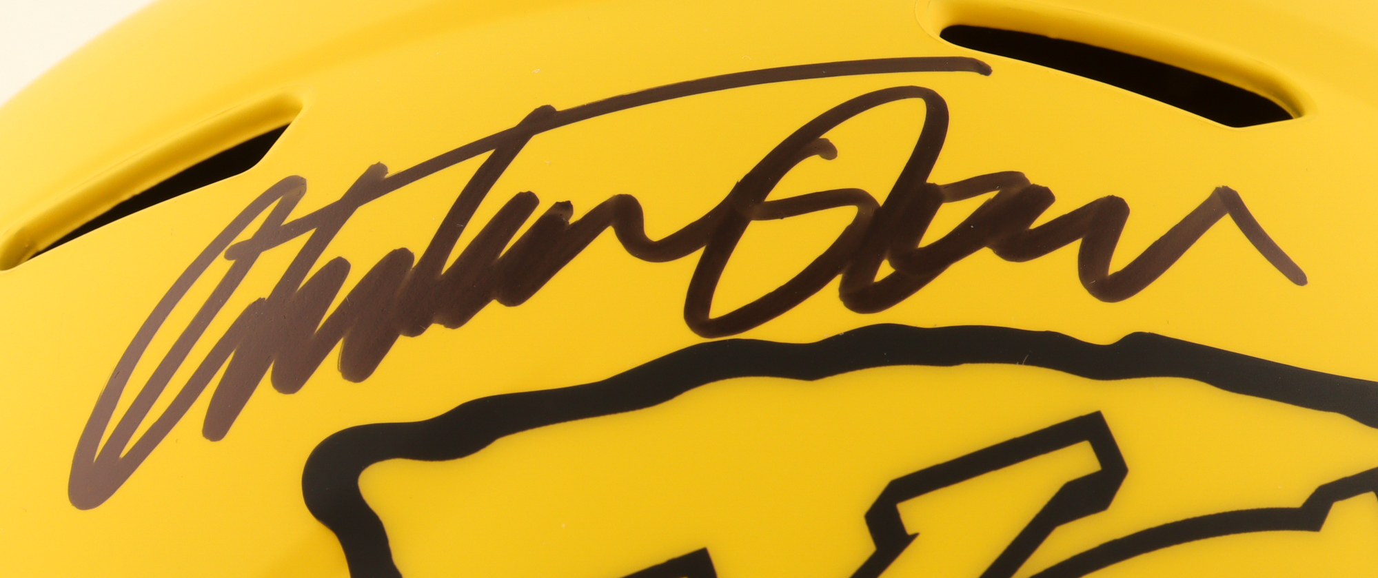 Christian Okoye Signed Chiefs Full-Size Rave Alternate Speed Helmet (JSA) at PristineAuction.com Christian Okoye Signed Chiefs Full-Size Rave Alternate Speed Helmet (JSA) at PristineAuction.com