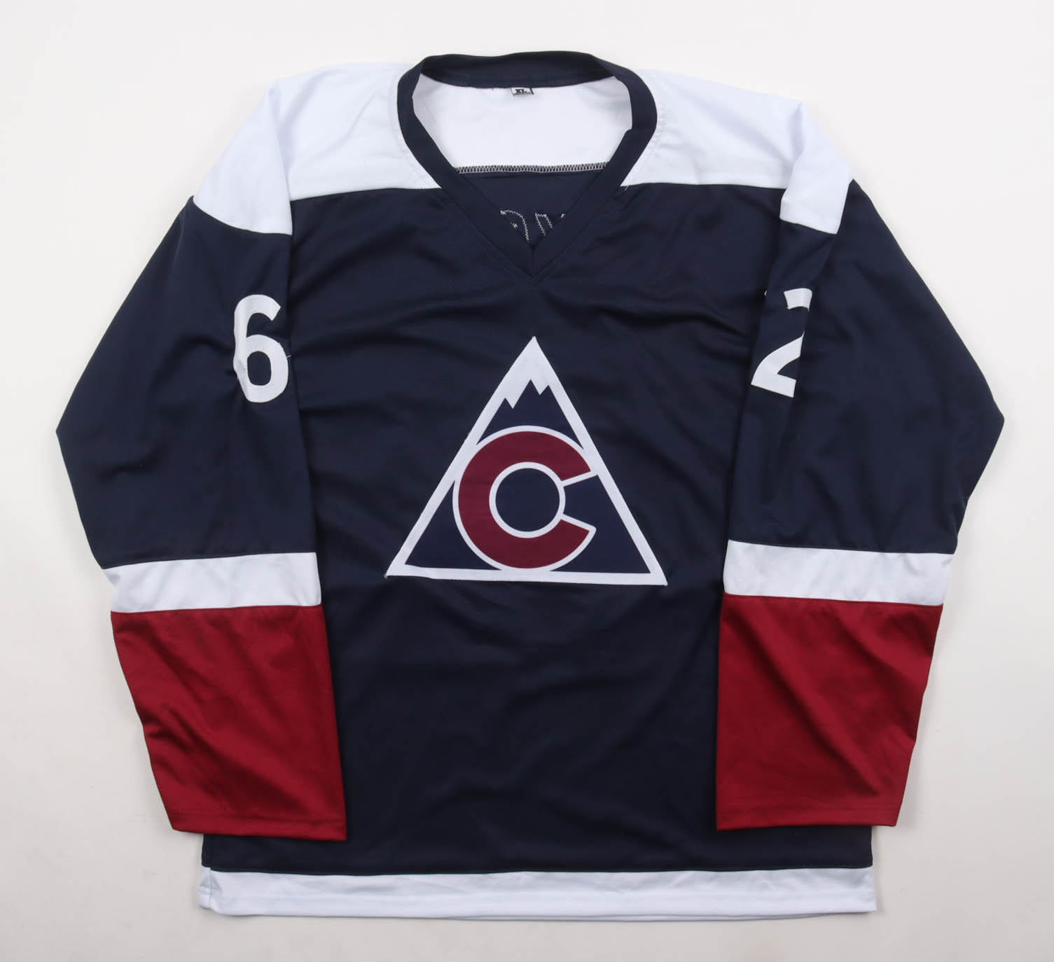 Artturi Lehkonen Signed Jersey (Beckett) at PristineAuction.com Artturi Lehkonen Signed Jersey (Beckett) at PristineAuction.com