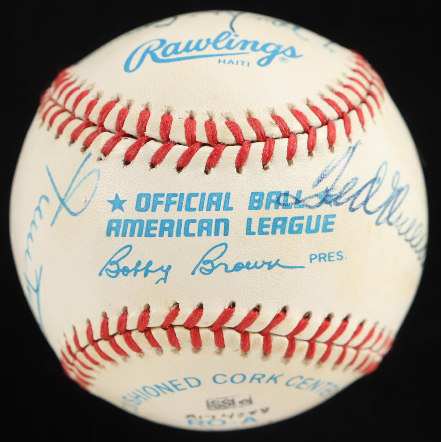 "500 Home Run Club" OAL Baseball Signed By (12) With Mickey Mantle, Willie Mays, Hank Aaron, Ted Williams (Beckett) at PristineAuction.com "500 Home Run Club" OAL Baseball Signed By (12) With Mickey Mantle, Willie Mays, Hank Aaron, Ted Williams (Beckett) at PristineAuction.com