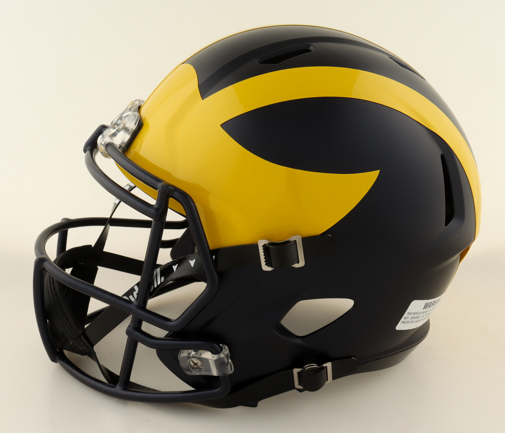 Justice Haynes Signed Michigan Wolverines Full-Size Speed Helmet (Beckett) at PristineAuction.com Justice Haynes Signed Michigan Wolverines Full-Size Speed Helmet (Beckett) at PristineAuction.com