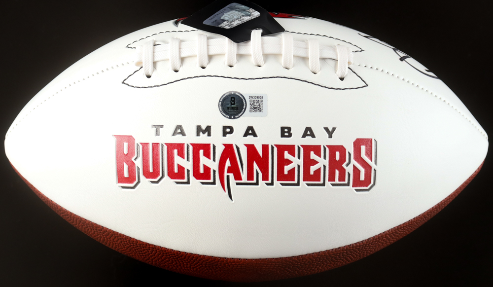 Derrick Brooks Signed Buccaneers Logo Football (Beckett) at PristineAuction.com Derrick Brooks Signed Buccaneers Logo Football (Beckett) at PristineAuction.com